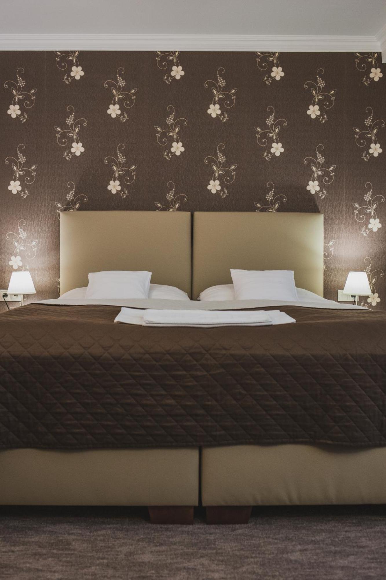 Hotel Lipa بايموتْسْ المظهر الخارجي الصورة