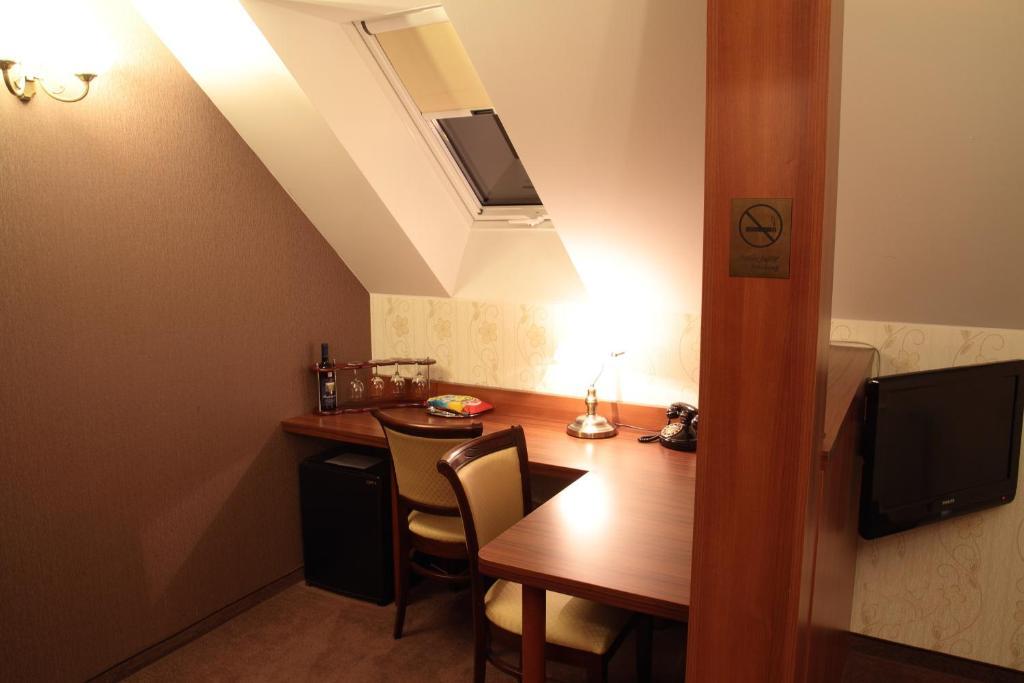 Hotel Lipa بايموتْسْ الغرفة الصورة