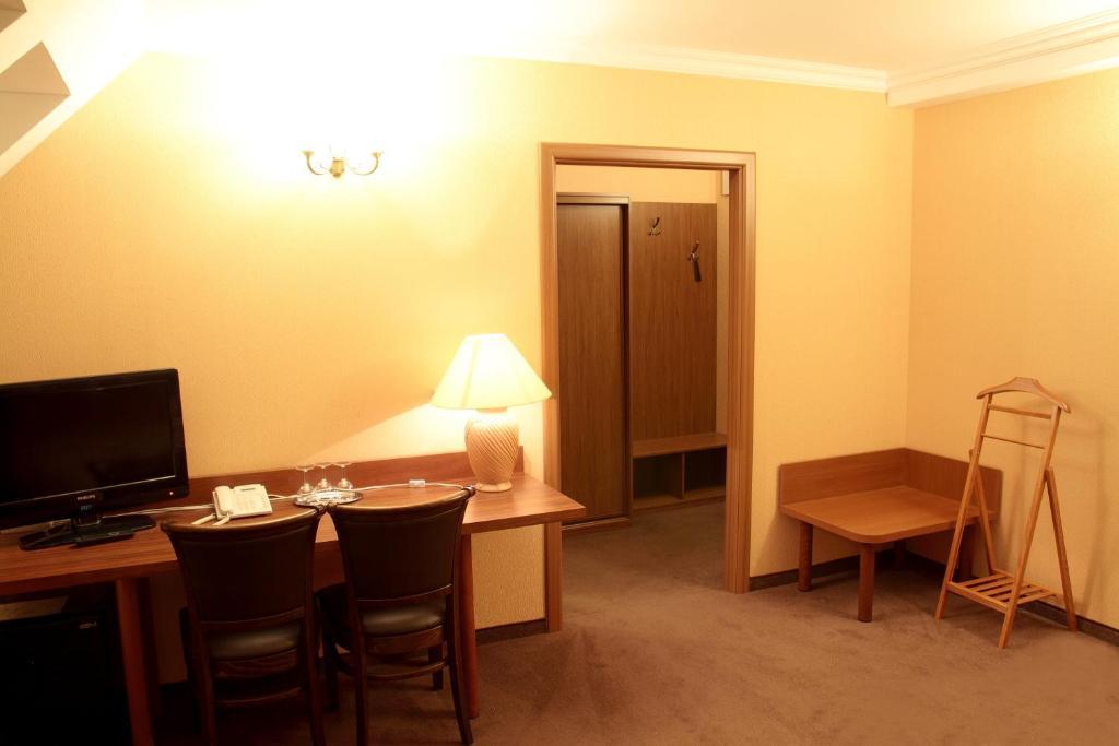 Hotel Lipa بايموتْسْ الغرفة الصورة